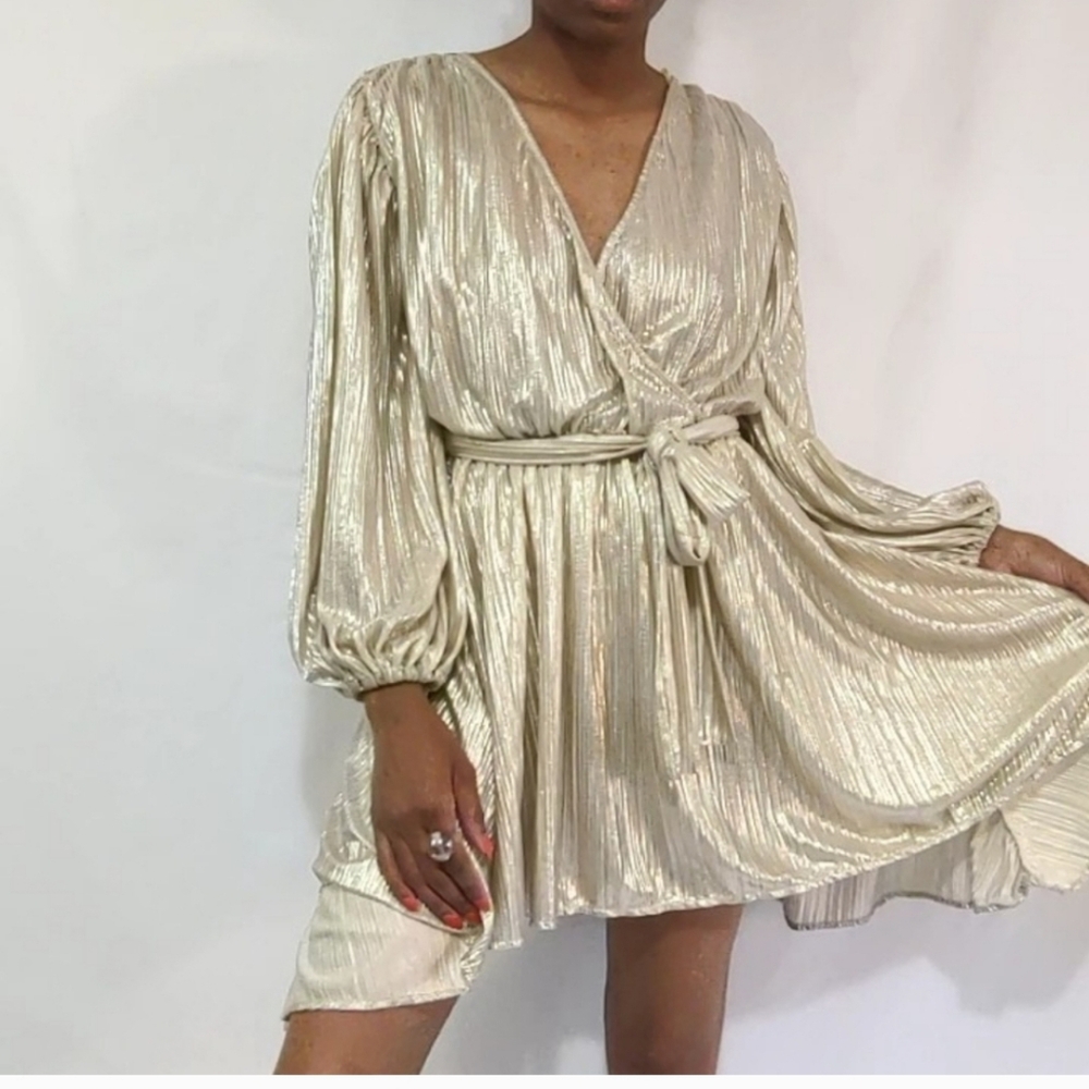 Bardot Bellissa Faux Wrap Shimmer Metallic Champagne Gold Dress Sz S/US 4 EUC